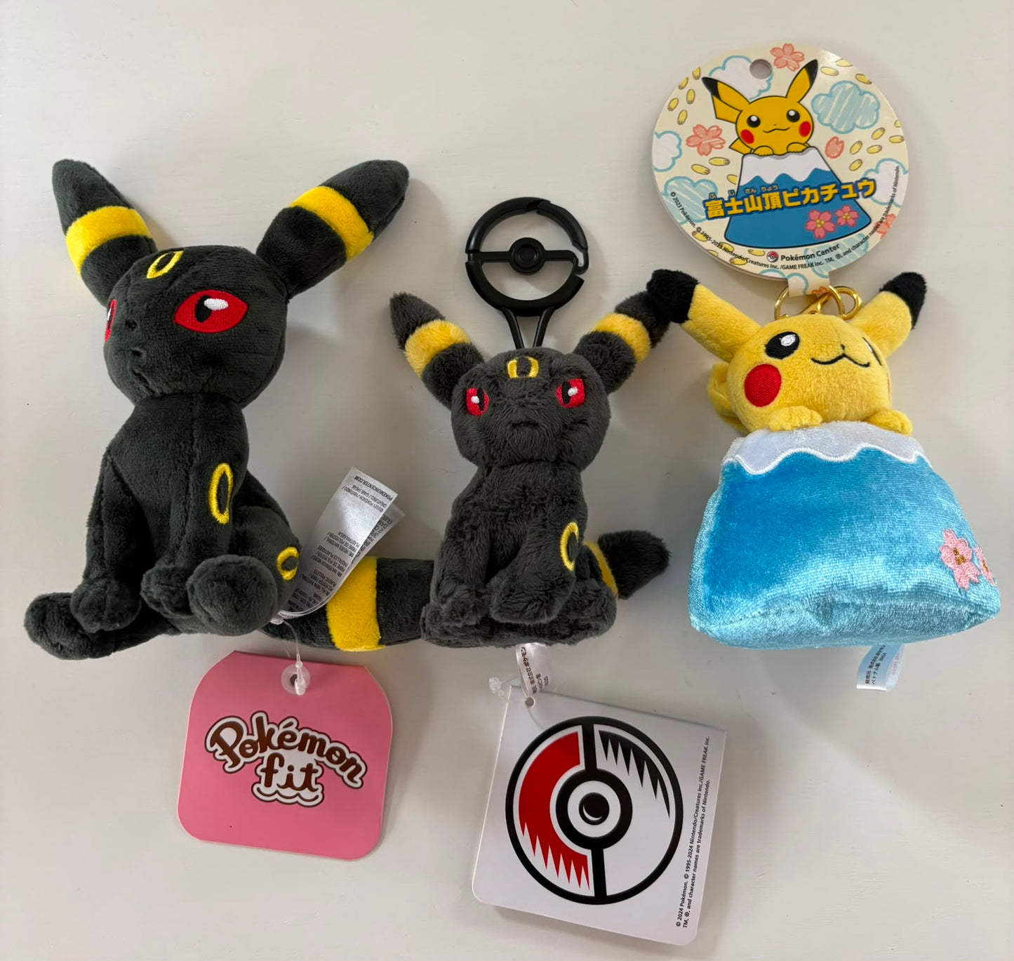 Combo Pokémon Center: 2 Umbreon + Pikachu Monte Fuji