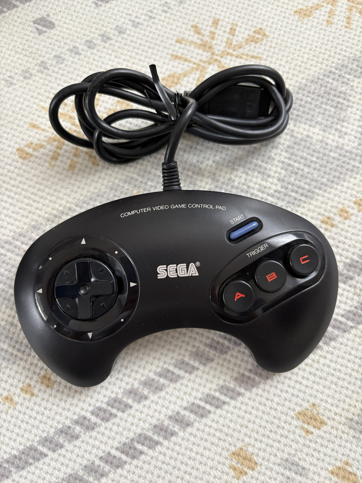 SEGA Mega Drive Model 1 HAA-2510 Japón en caja – Mando + accesorios (INCLUYE ENVIO)